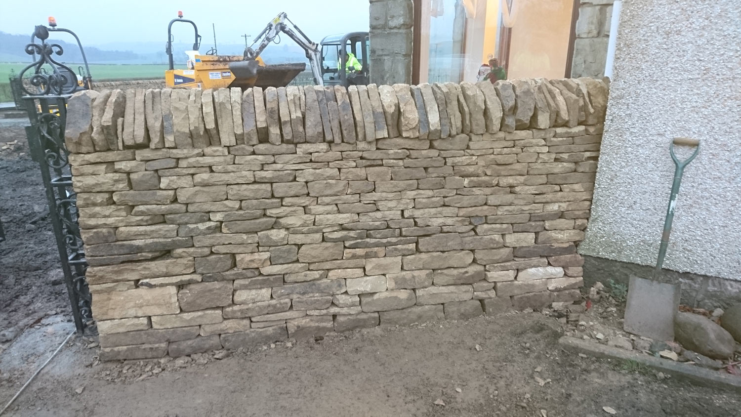 Ceres Fife free-standing dry stone boundary wall