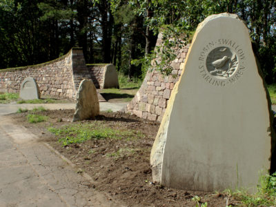 Dry stone entrance way