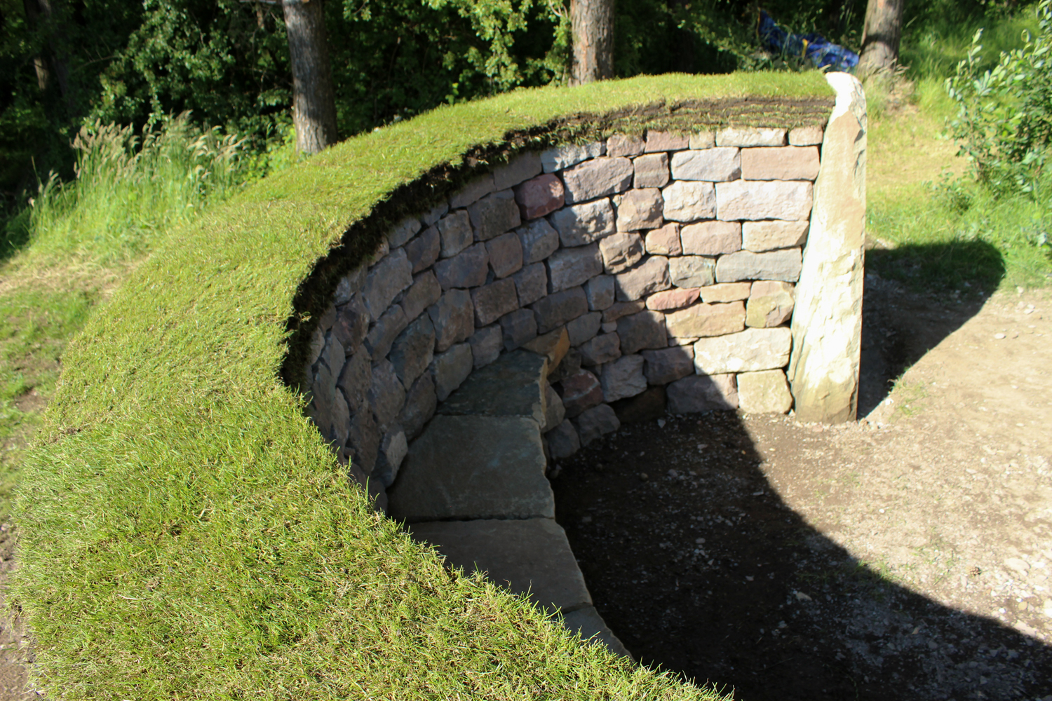 Dry stone entrance way