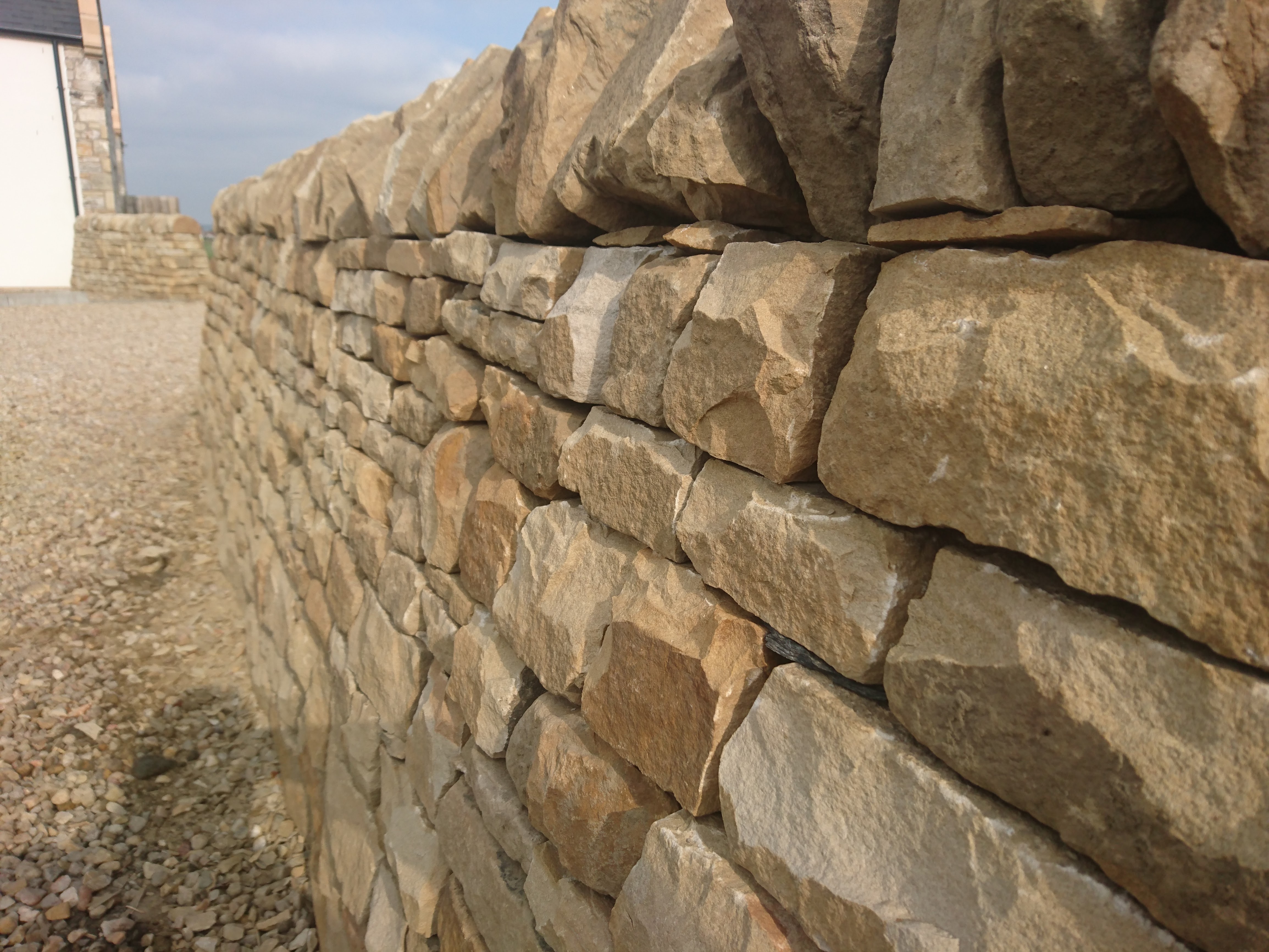 free-standing dry stone wall