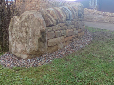 Dry stone entrance