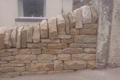 Milnathort dry stone wall