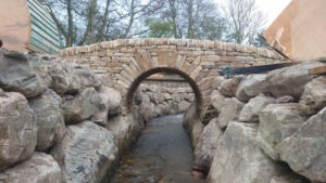 Dry stone bridge
