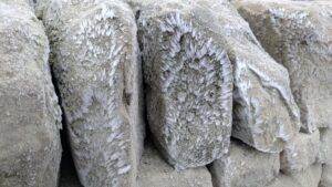 Freestanding dry stone wall, North Lanarkshire