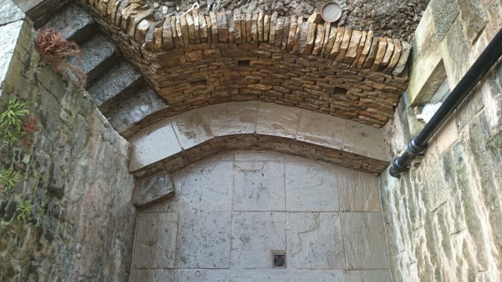 Edinburgh drystone sunken seating area