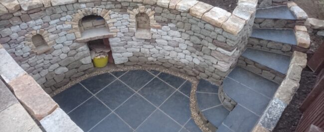 Edinburgh - sunken garden dry stone sitooterie and pizza oven